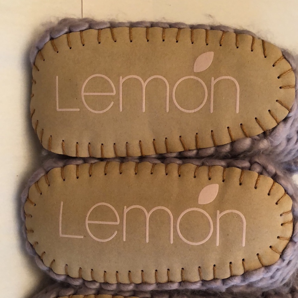LEMON Slippers, Hand Knit, 2 Pairs - Picture 7 of 10